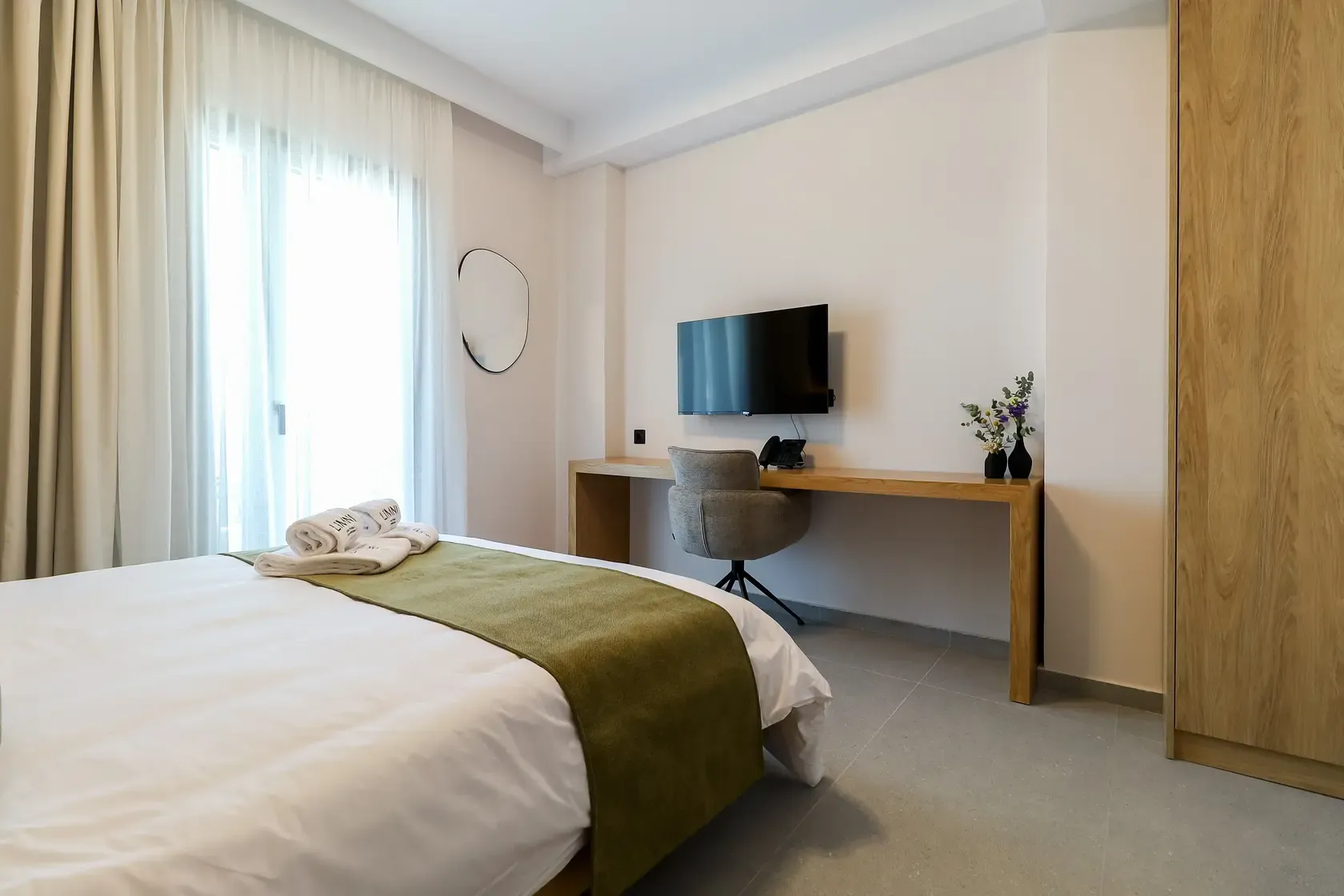 Limni hotel junior suite